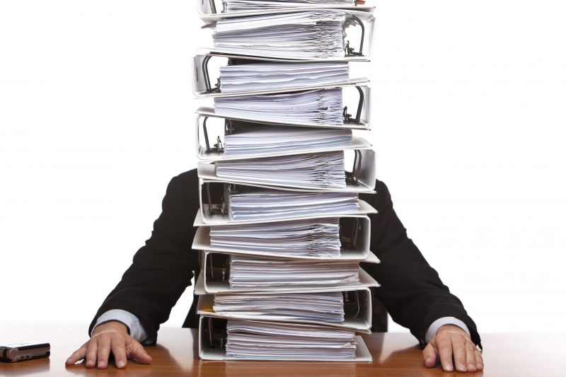 Mehr über den Artikel erfahren Stunde der Bürokratie?