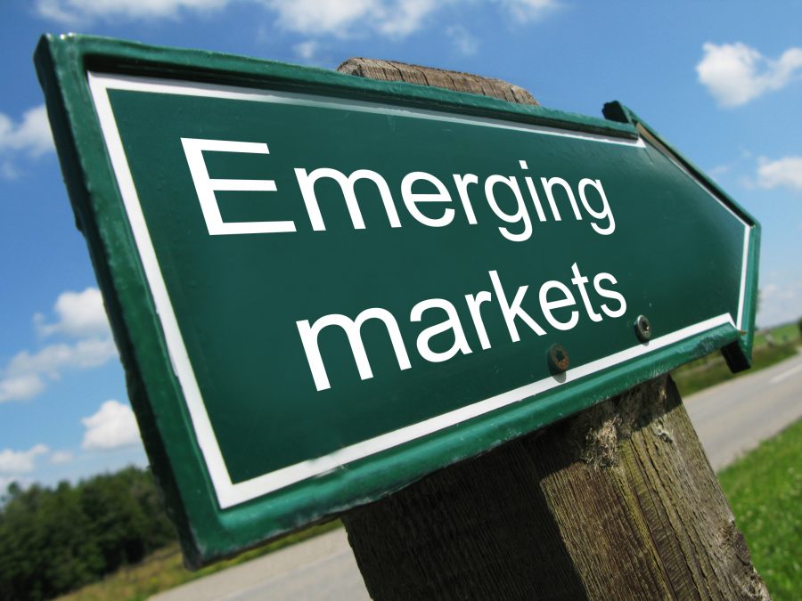 Mehr über den Artikel erfahren Emerging Markets, Operettenpleite und Proteste