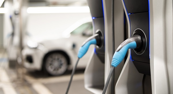 Mehr über den Artikel erfahren Autos – zwischen Markt und Politik