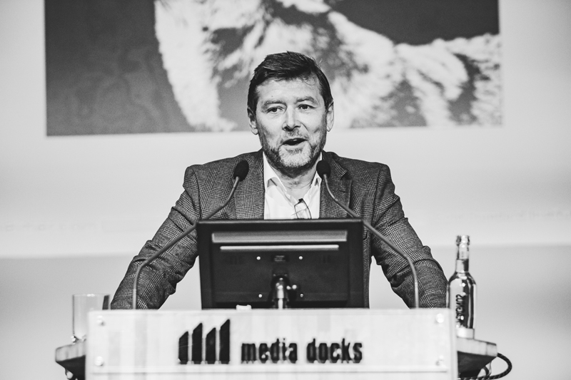 Mehr über den Artikel erfahren „In jeder Währungsreform no ois valurn“